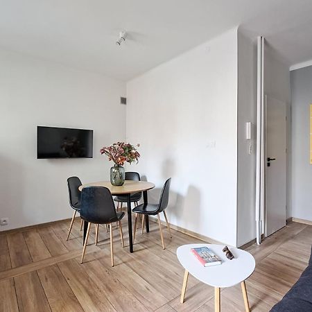 Modern And Cozy - City Center - Dobra 27 Варшава Экстерьер фото